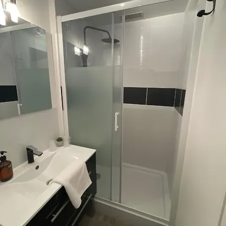 Le Logis Katia 게스트하우스 쏘뮤흐