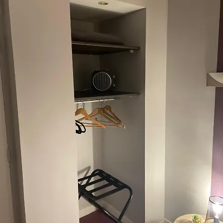 Le Logis Katia 3* 쏘뮤흐