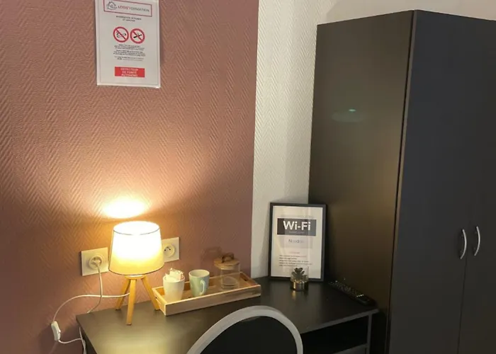 Le Logis Katia 게스트하우스 쏘뮤흐